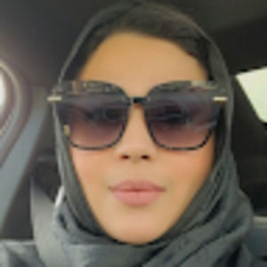 Meet your Posher, Muneeza